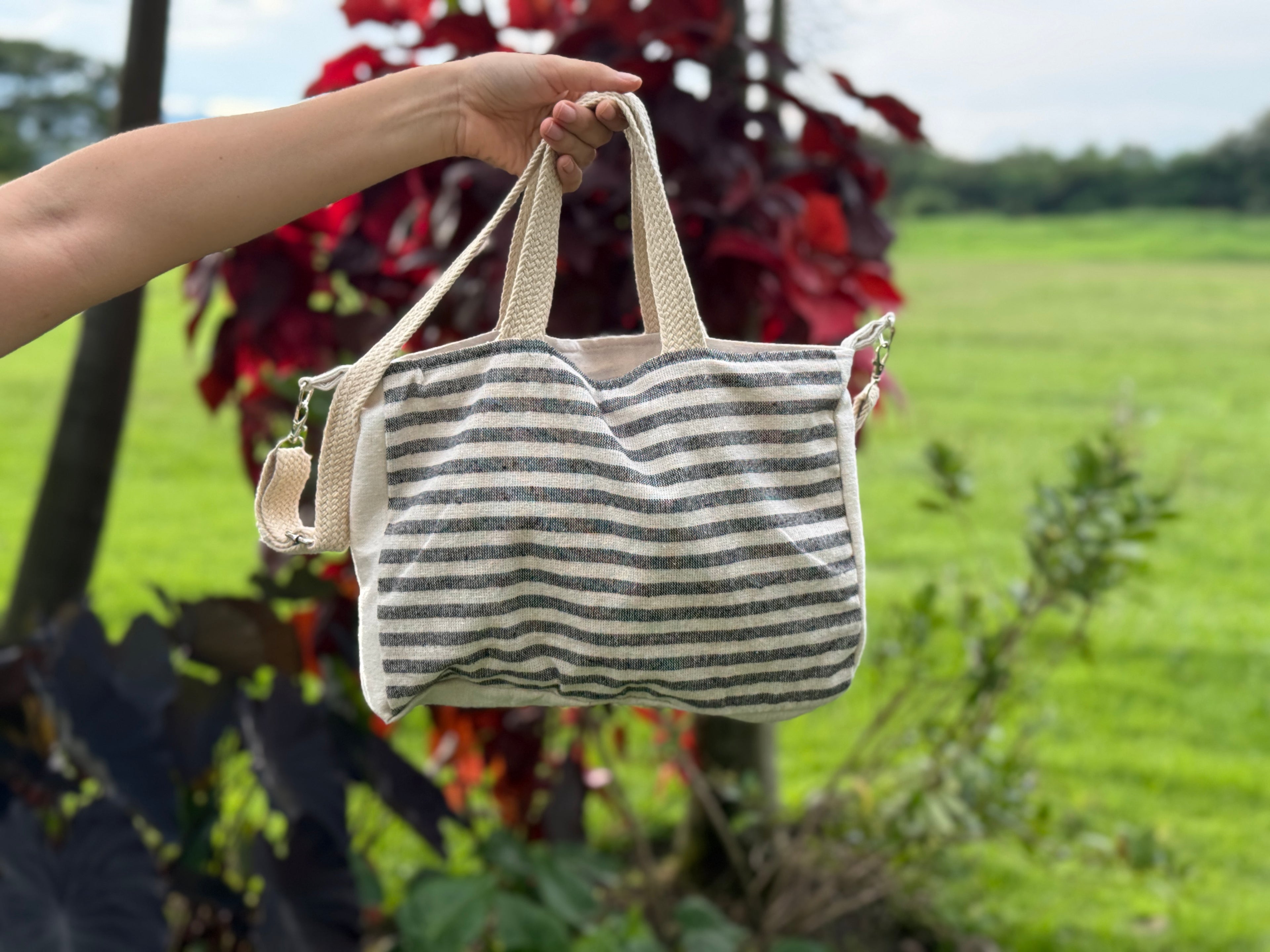 Mini Tote Bag - Negro | Raiz Looma